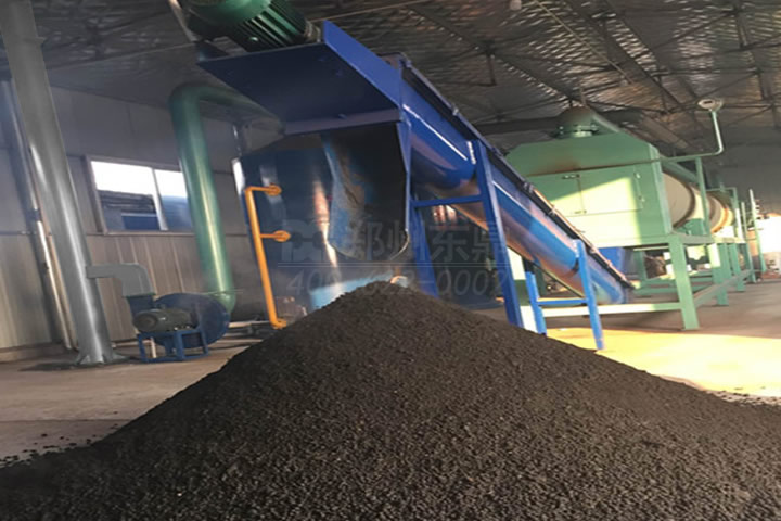 新型沼氣熱源生物質有機肥烘干機設備可將高達七八十含水量的沼渣、糞便、鋸末等物料一次性烘干至安全貯藏水分標準。
